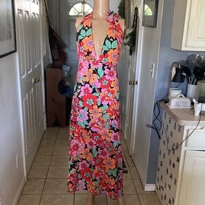 Nasty gal nwt  bold floral maxi clr